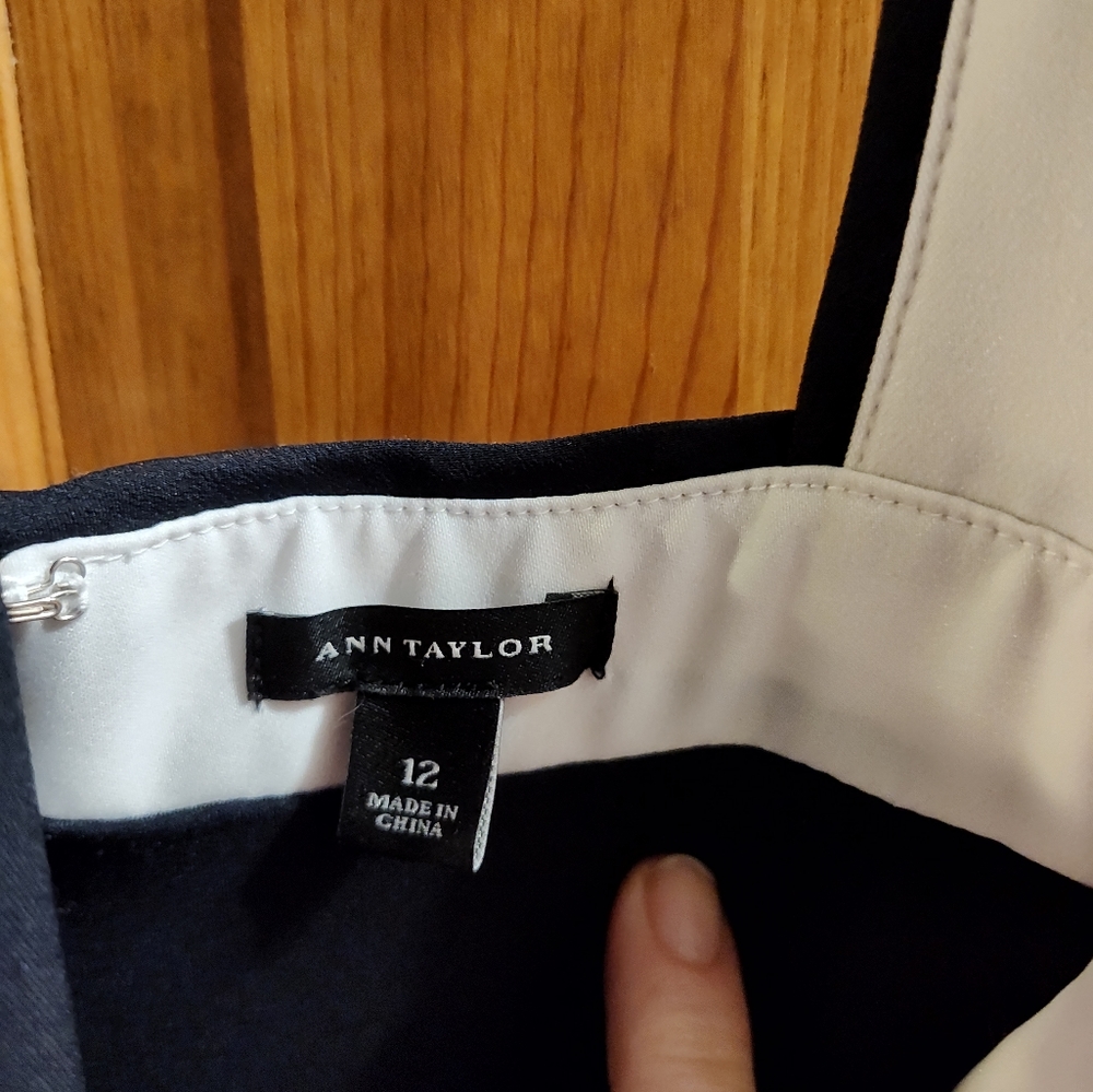 Ann Taylor women's size 12 jumpsuit - Picture 4 of 7